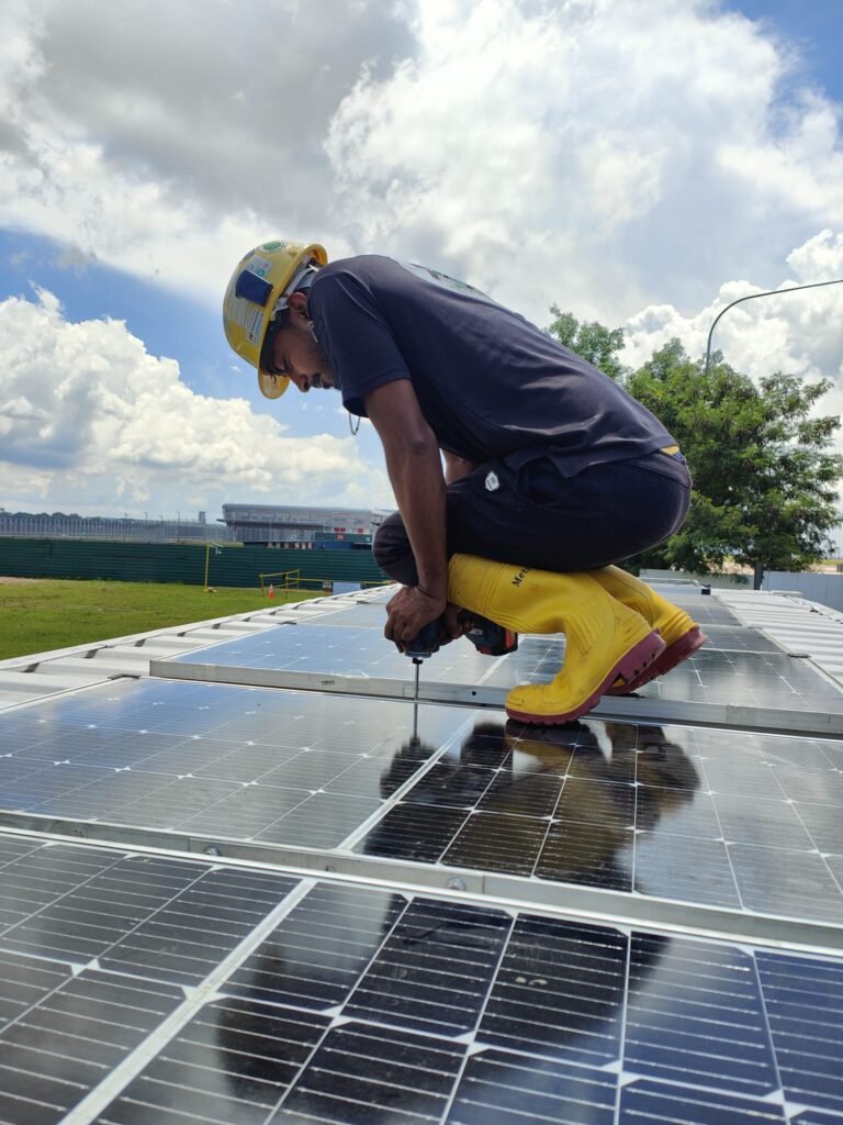 5KW Solar Generator for an Off grid Worker Rest Container at Changi Airport
